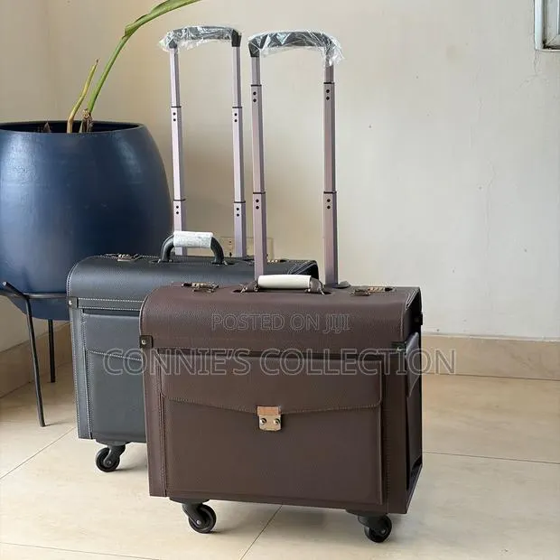 Pilot Suitcase · Photo 1