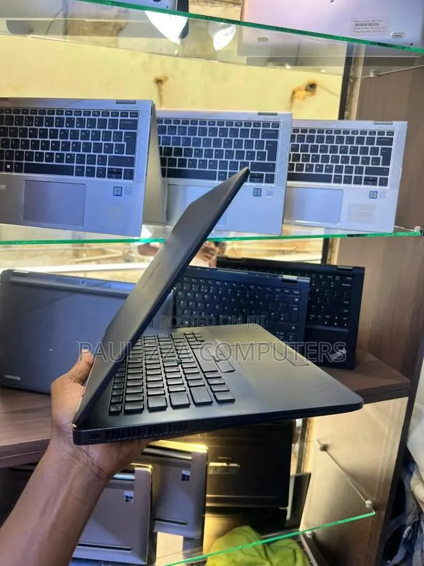 Laptop Dell Latitude 14 E7470 8GB Intel Core i7 SSD 256GB · Photo 1