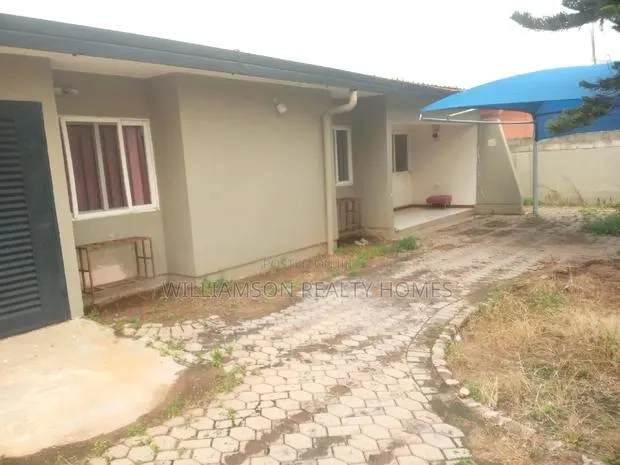 3bdrm House in Community 19 Estate,, Spintex for rent · Photo 1