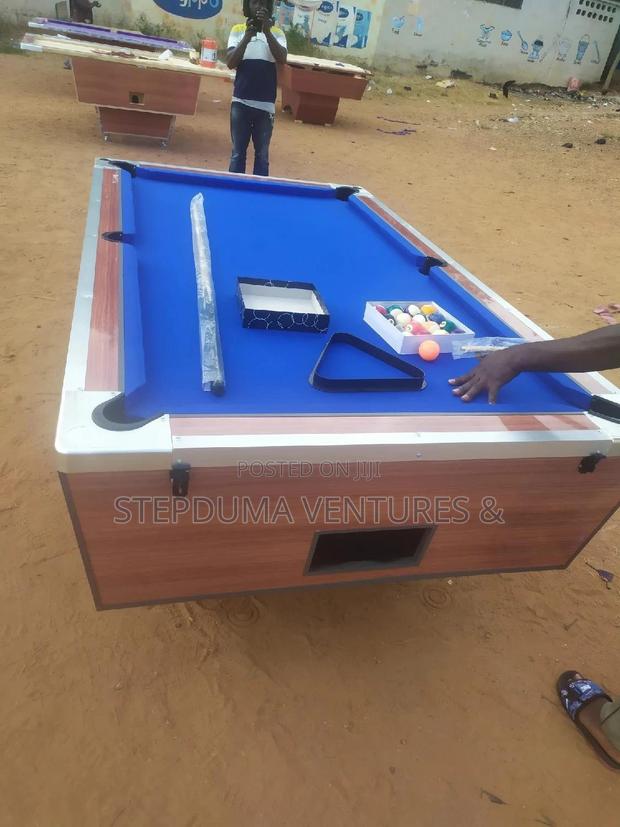 40pcs of Token Coin Operating Snooker Board Machine · Photo 1