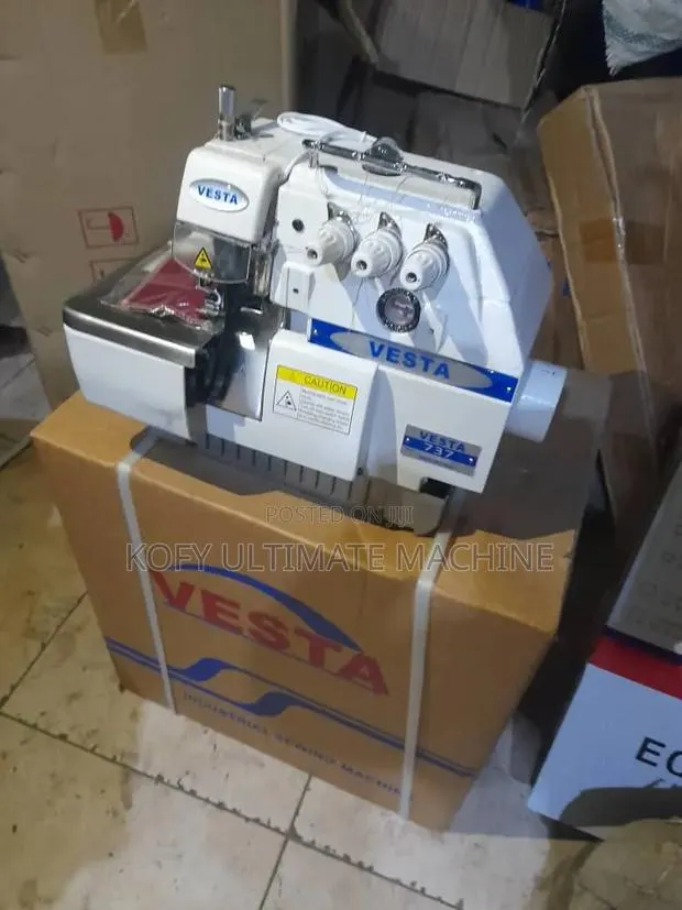 Vesta Industrial Knitting Machine · Photo 1