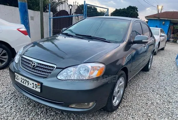 Toyota Corolla 2008 Gray · Photo 1