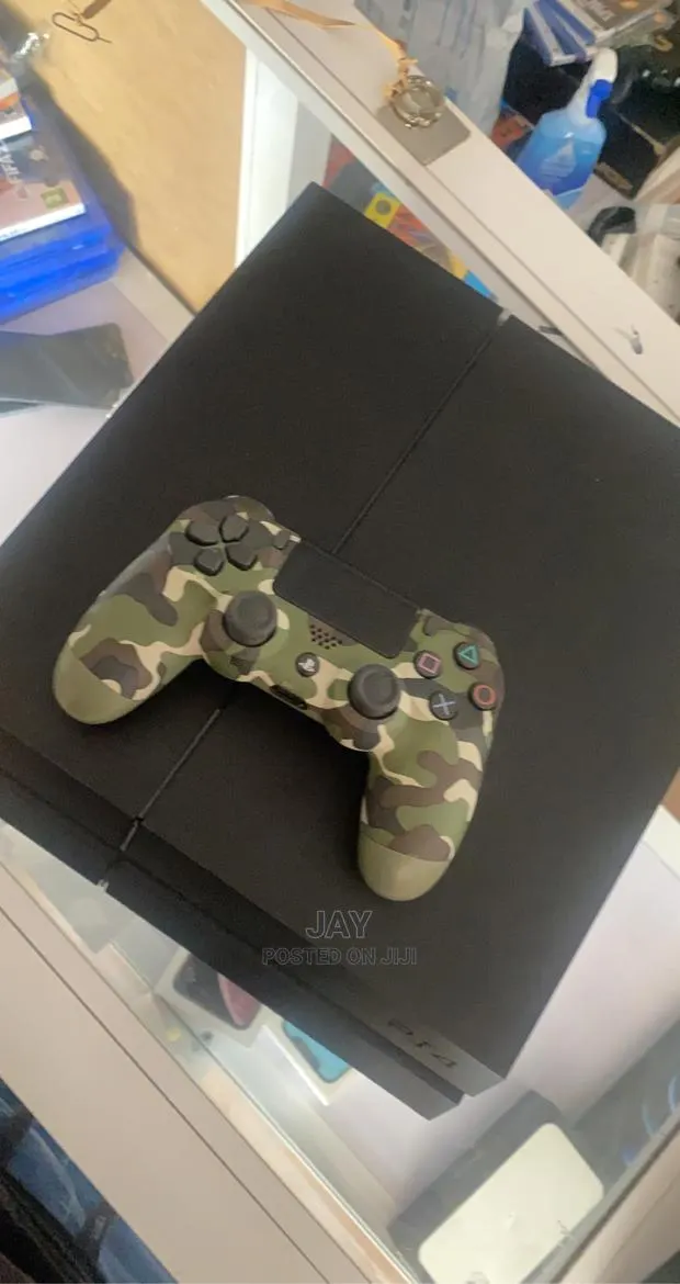 Ps4 Slim Jailbroken With Latest Games · Photo 1