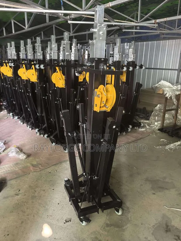 6-Meter Heavy-Duty Hand-Cranked Rack · Photo 1