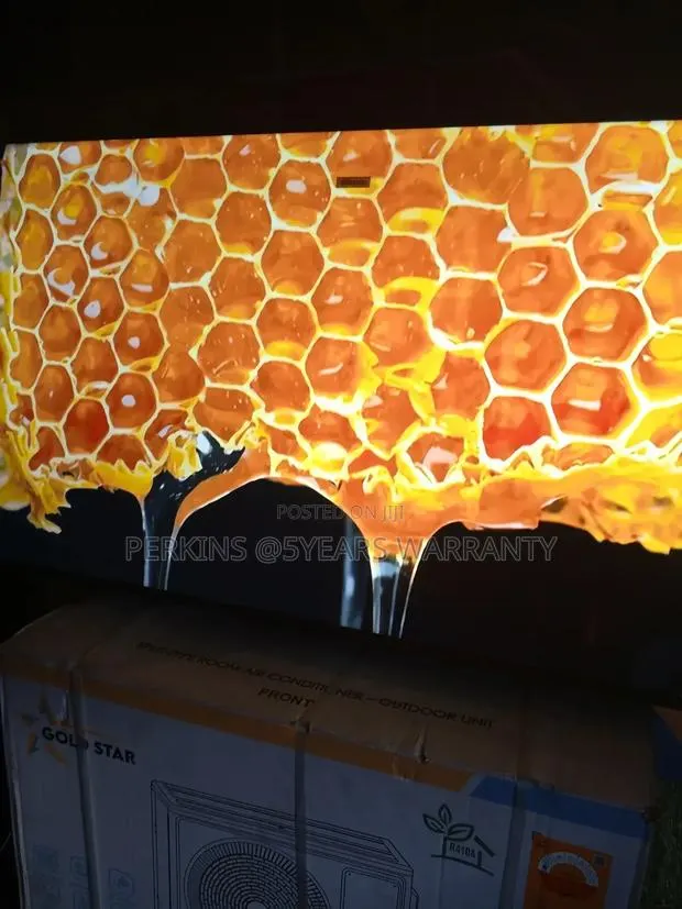 TCL Fresh in Box Qled 50 Inches Smart Television · Photo 1