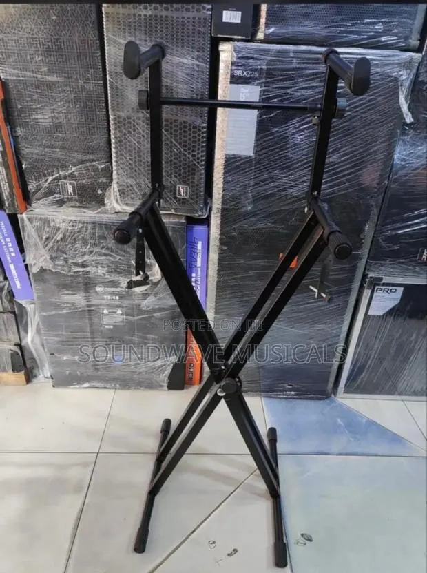 Keyboard Stand · Photo 1