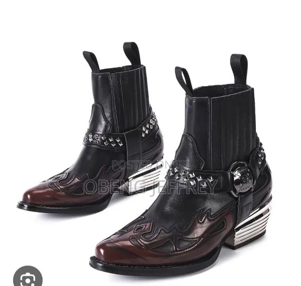 Original Saint Laurent Wyatt Boots in Colours · Photo 1