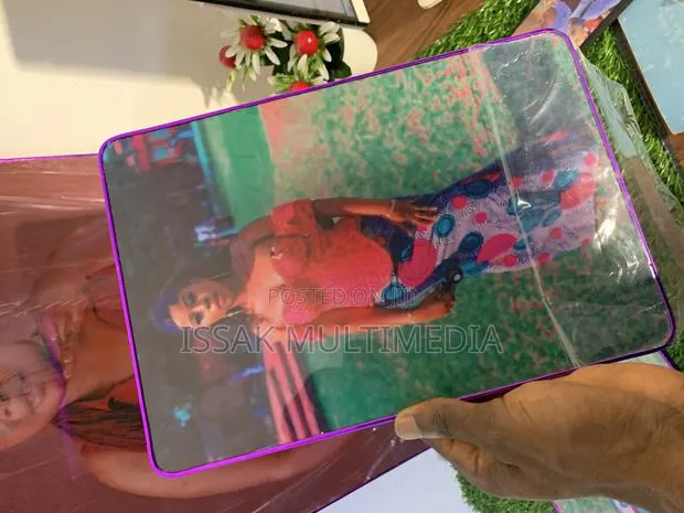 A4 Picture Frame (Purple Edge) · Photo 1