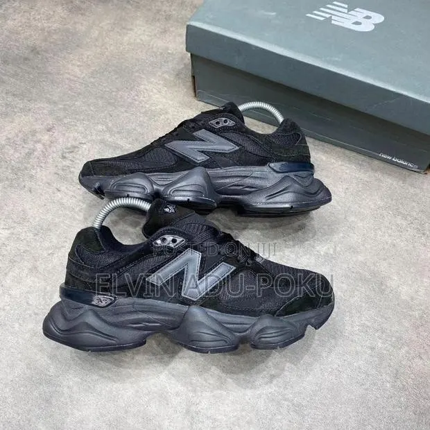 New Balance 9060 "Black Cement” · Photo 1