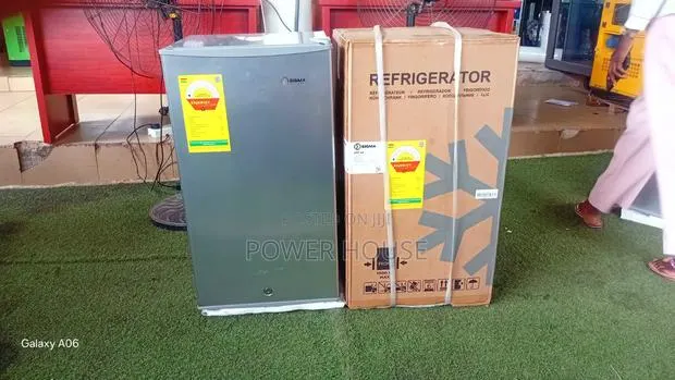 Sigma STF 90l Table Top Refrigerator 90l · Photo 1