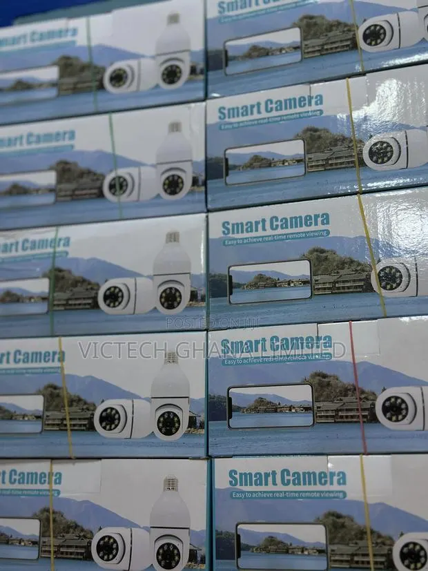 Smart Bulb Security Camera · Photo 1