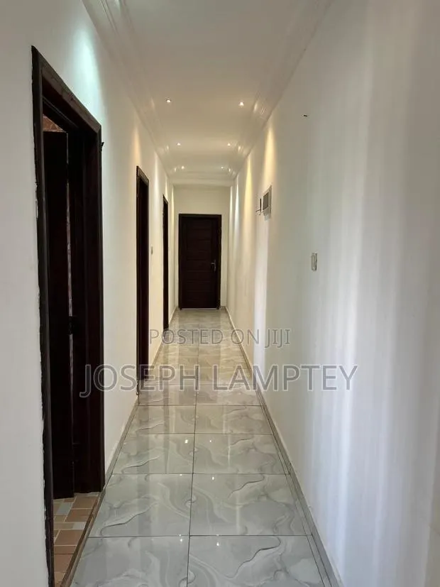 Furnished 2bdrm Apartment in Joseph Lamptey, American House for rent · Photo 1