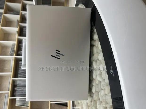 New Laptop HP EliteBook 845 G8 16GB Intel Core i5 SSD 256GB · Photo 1