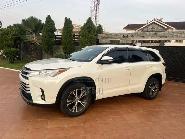Toyota Highlander 2017 White · Photo 1