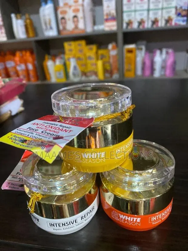 White Season Intensive Repair Face Creams · Photo 1