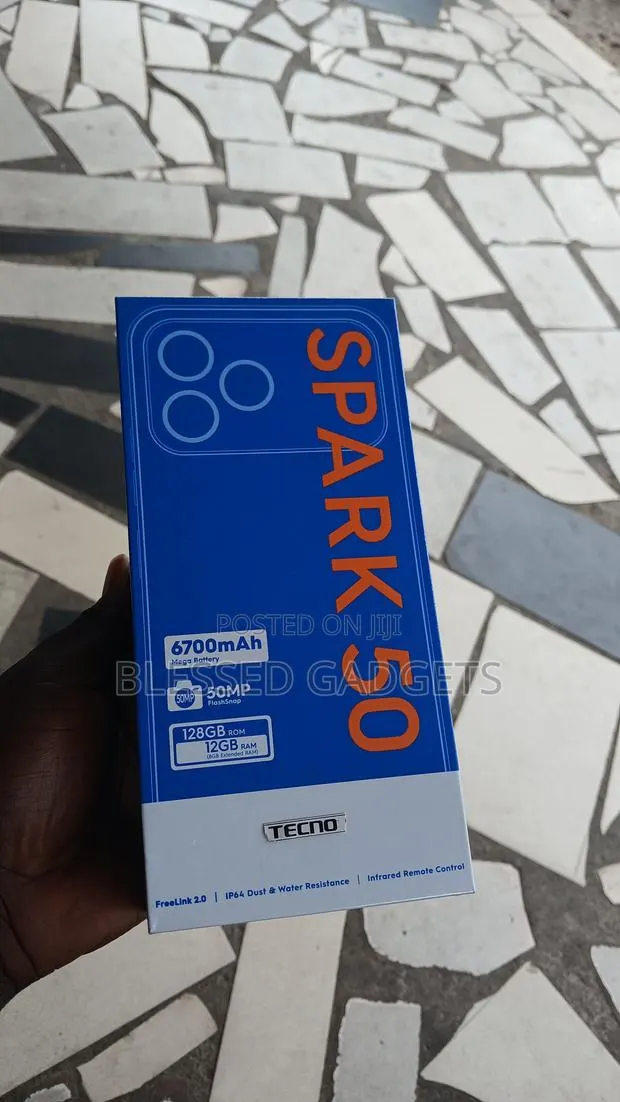 New Tecno Spark 50 128 GB Orange · Photo 1