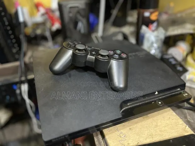 Ps3 Slim 160 Gig With 10 Games Plus 2 Controller · Photo 1