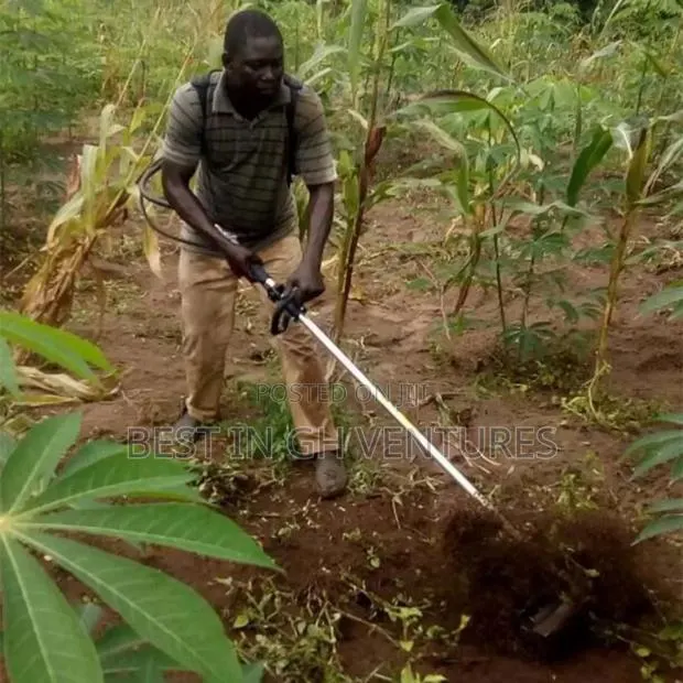 4 Stroke Farming Weeder · Photo 1