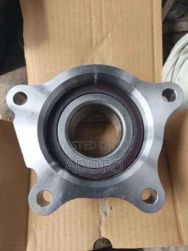 Toyota Tundra 2012 Back Hub Bearing · Photo 1
