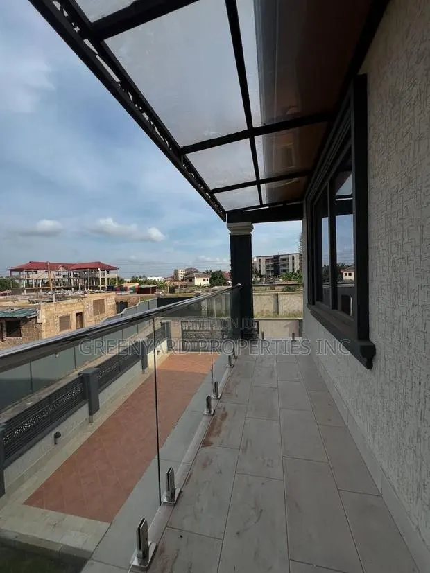 4bdrm House in Adenta for sale · Photo 6