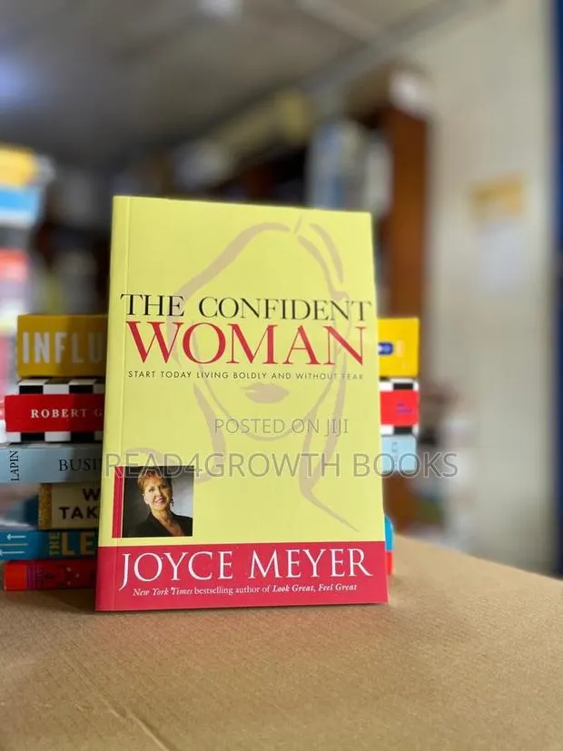 The Confident Woman: Start Today Living Boldly and Without Fear · Photo 1