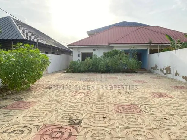 2bdrm House in Pokuase for sale · Photo 1