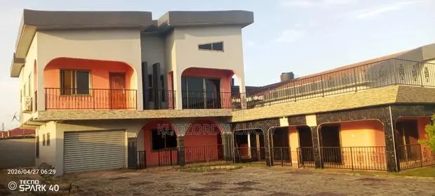 Furnished 6bdrm Mansion in Personal House, Paradise Residential Area · Photo 1