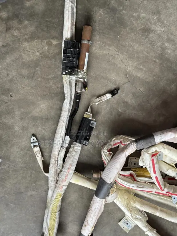 2017-2018-2019-Hyundai Elantra Driver Side Roof Airbag · Photo 1