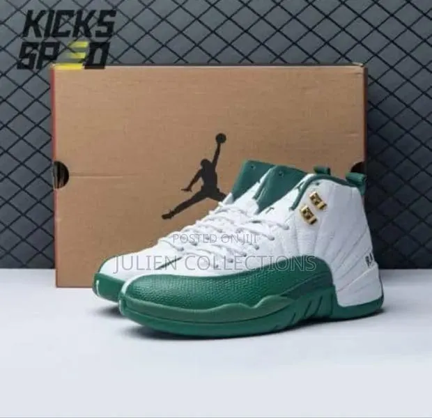 Jordan Retro 12 Jump Man Green and White · Photo 1