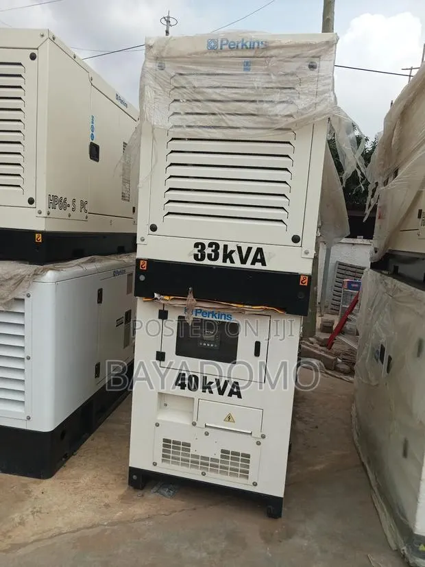 33/40 Kva Perkins Generators · Photo 1