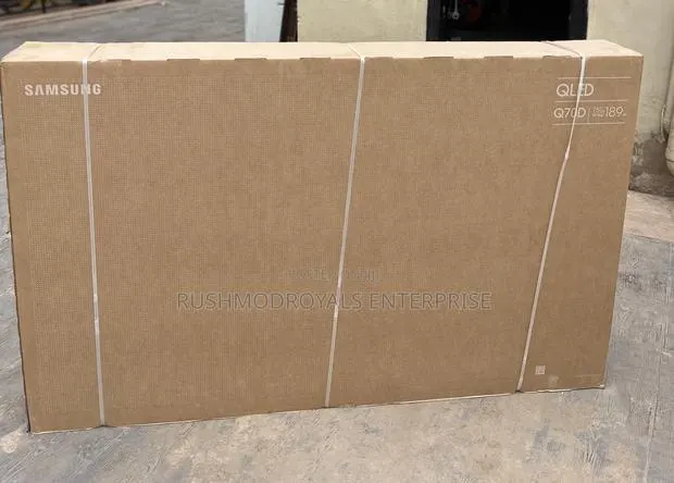 Experience Pure Resolution on Samsung 75" Q70D Smart TV · Photo 1
