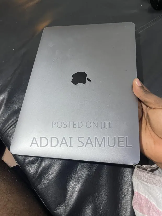 Macbook Air 2020 Screen · Photo 1