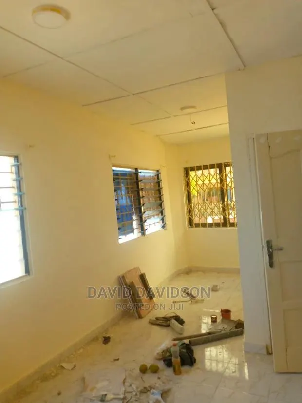 Mini Flat in Chamber And Hall, Tema Metropolitan for rent · Photo 1