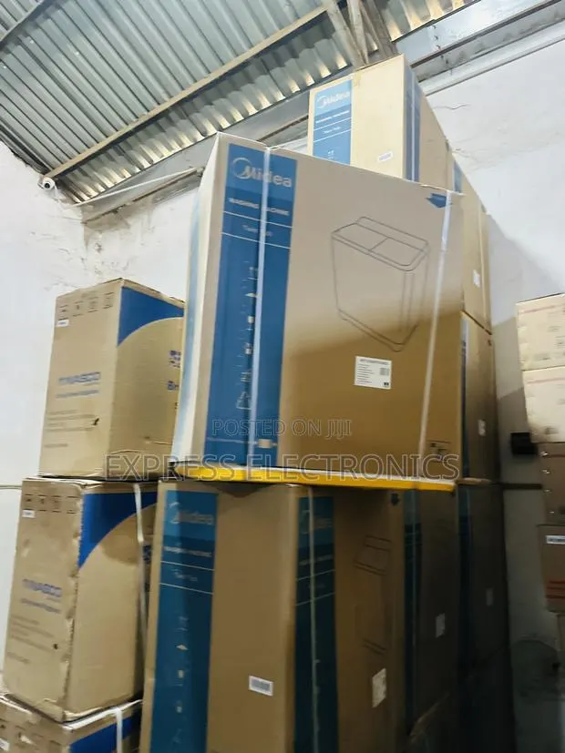 Ultra Modern Sleek Wm Topload Twintub 7kg Midea · Photo 1