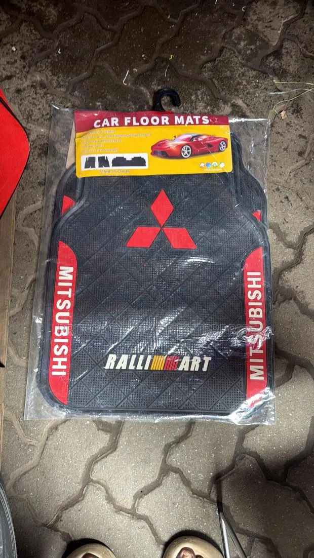 Mitsubishi Floor Mat · Photo 1