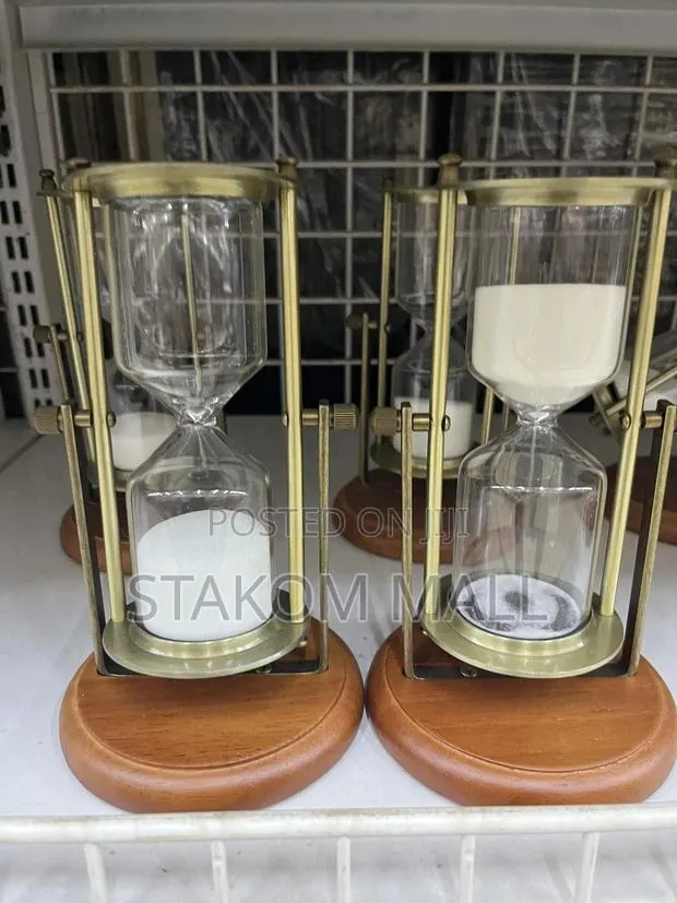 An Hourglass · Photo 1