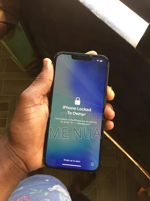 Apple iPhone 13 128 GB Black · Photo 1