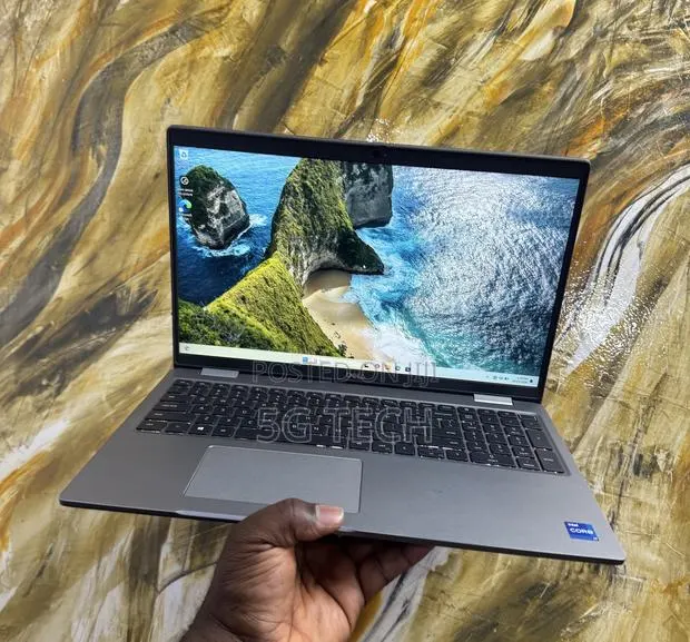 Laptop Dell Latitude 5520 16GB Intel Core i7 SSD 512GB · Photo 1