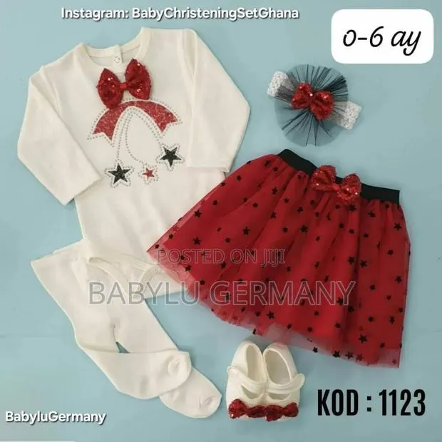 Red Polka Dot Baby Girl 5 Piece Gift Set · Photo 1