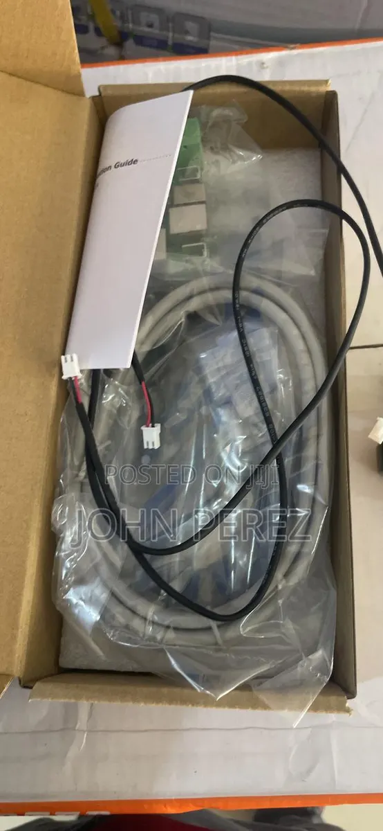 Inverter Parallel Dongle/Kit · Photo 1