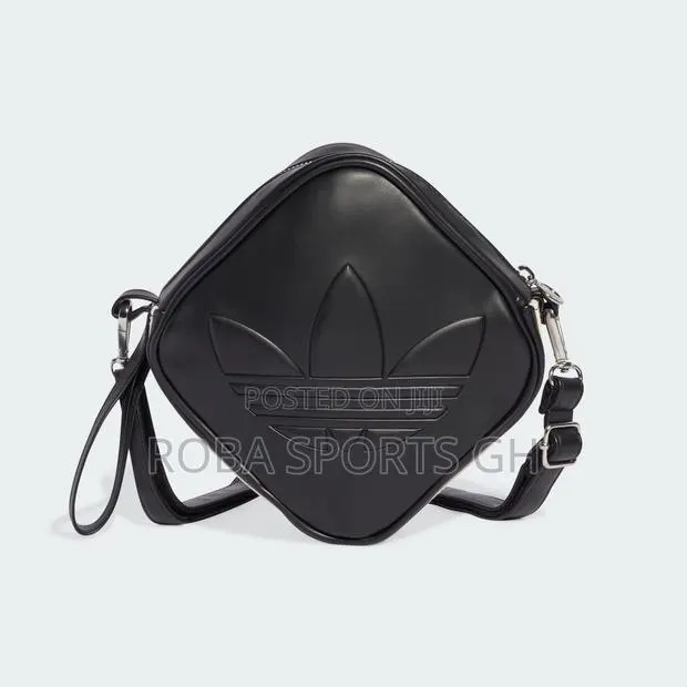 Adidas Originals Diamond-Shaped Bag · Photo 1