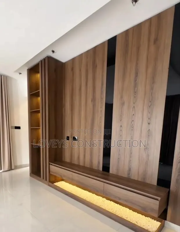 TV Area and Cladding · Photo 1
