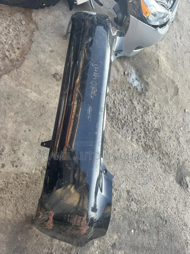 Yaris / Belta Back Bumper Home Used 2006 2007 2008 2009 2010 2011 2012 · Photo 1