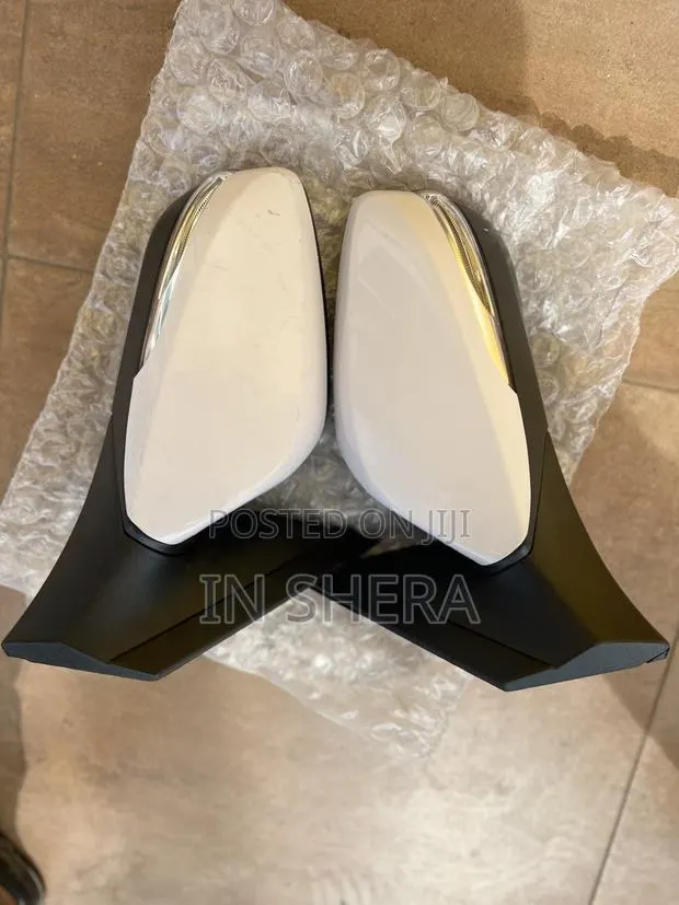 Hyundai Electra Mirror 2012 2013 2014 2015 2016 · Photo 1