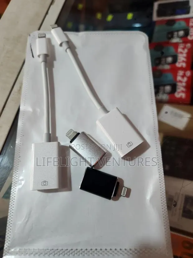 Lighting OTG Adapter · Photo 1