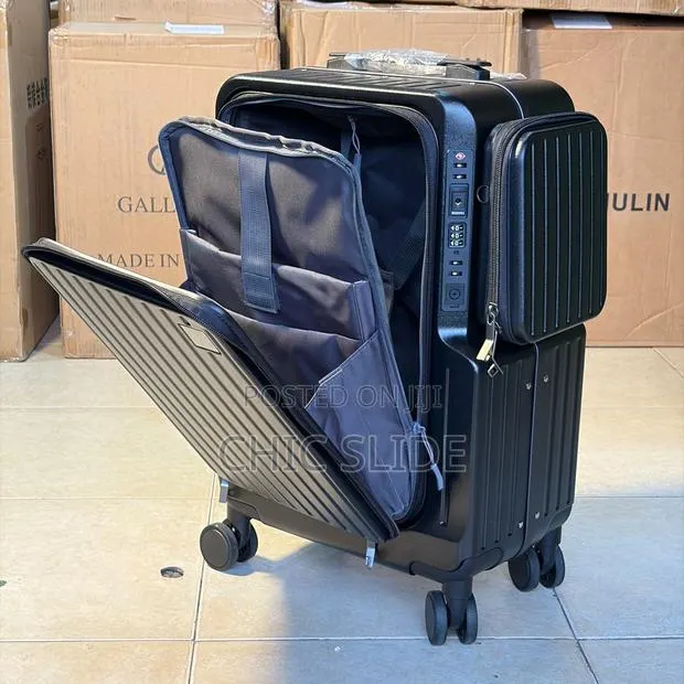 Smart Open on Luggage · Photo 1
