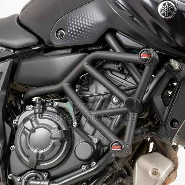 Yamaha MT-07 Engine Crash Bar Guard Black 2014–2024 · Photo 1