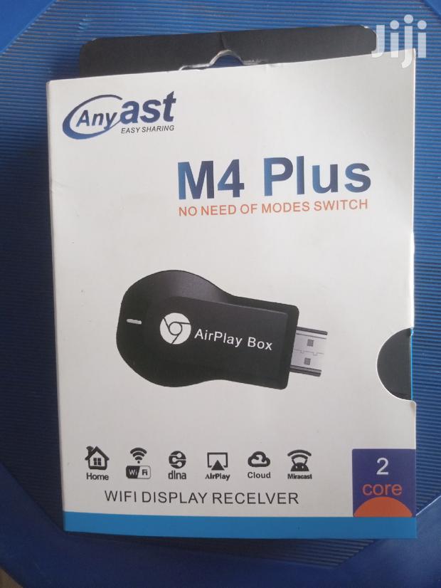 Anycast Wireless Display · Photo 2
