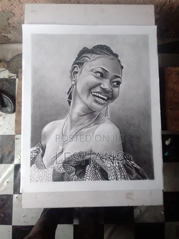 Black and White Pencil Portrait · Photo 1