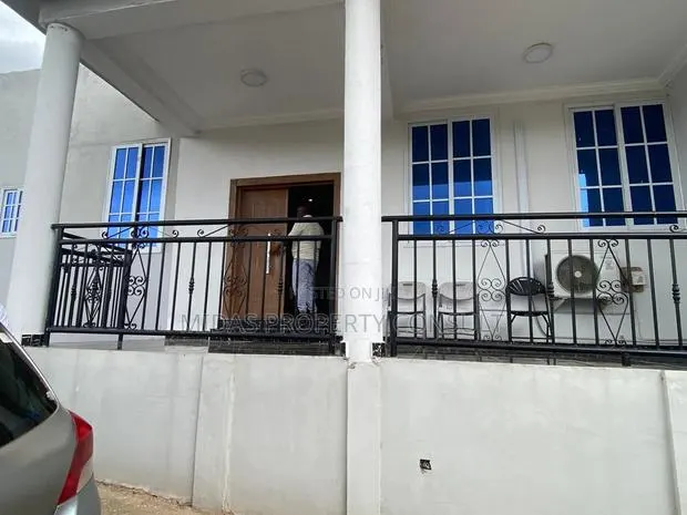 4bdrm House in Mampong, Aburi for sale · Photo 1